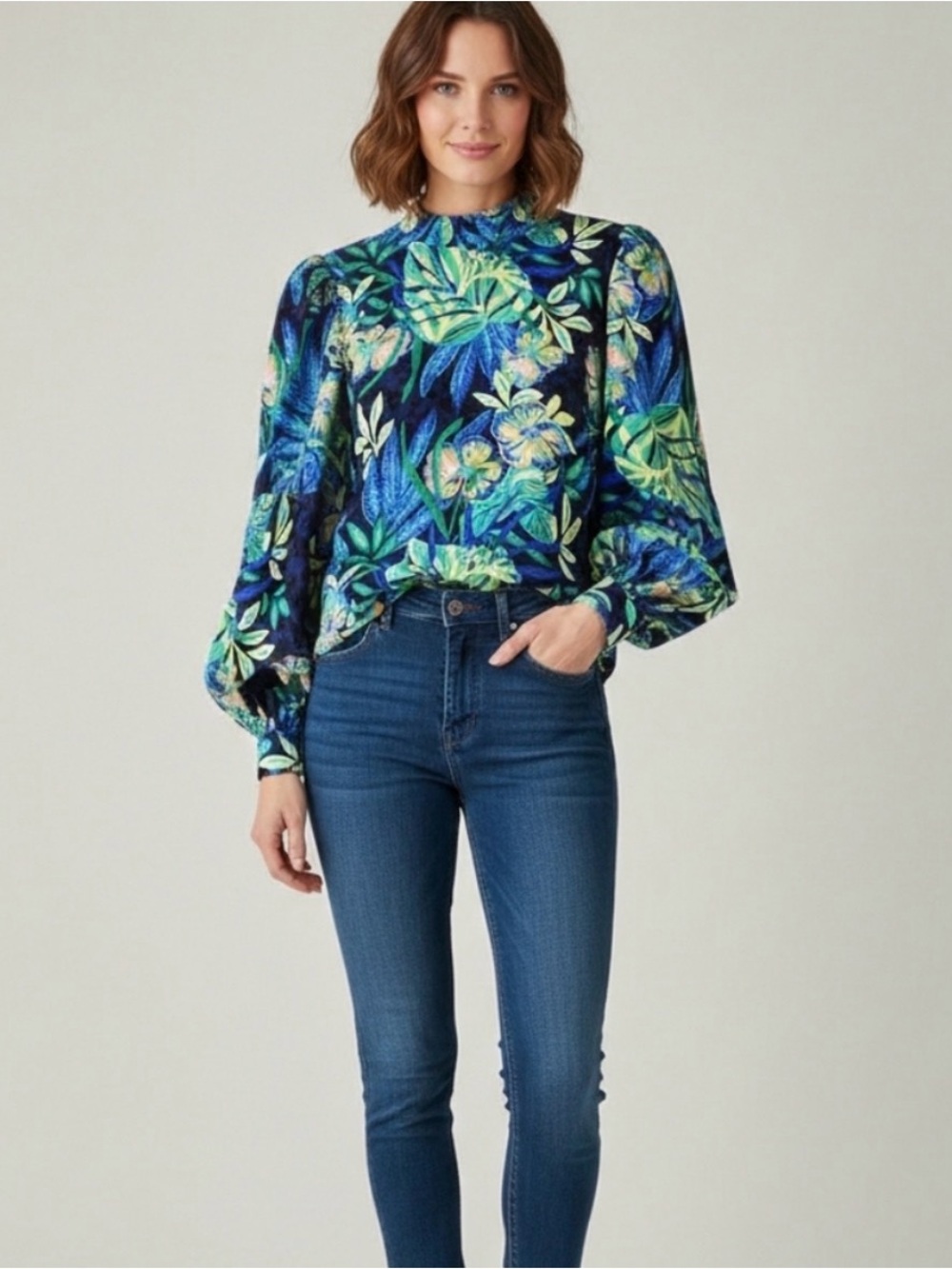 Lilly Pulitzer | 100% Silk Witaker Top in The Hottest Spot